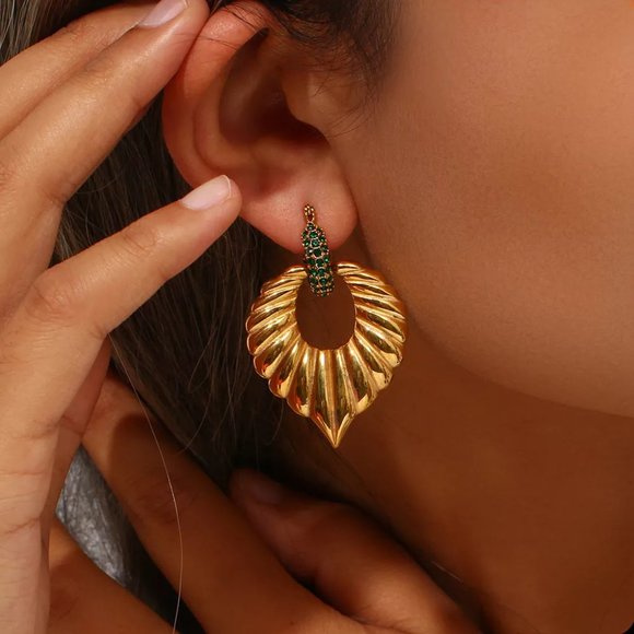 Green Zircon Micro Pave Chunky Palm Leaf Drop Statement Earrings 18K Gold Plated - Picture 2 of 7